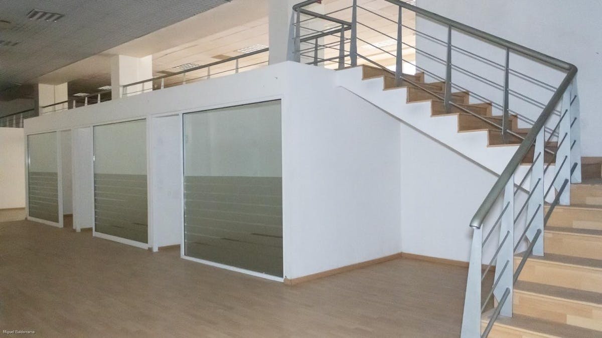 Local Comercial Spot2