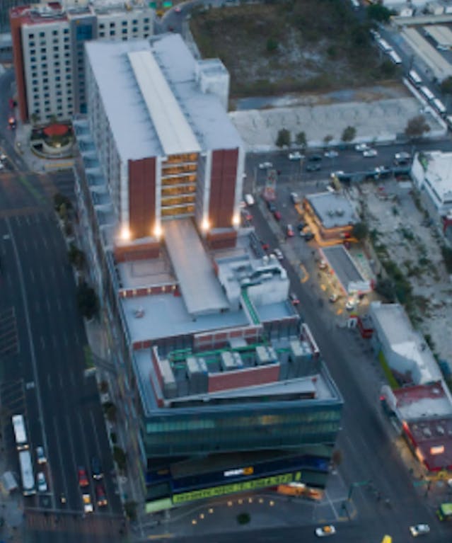 Local Comercial Spot2