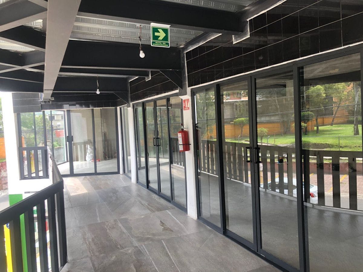 Local Comercial Spot2