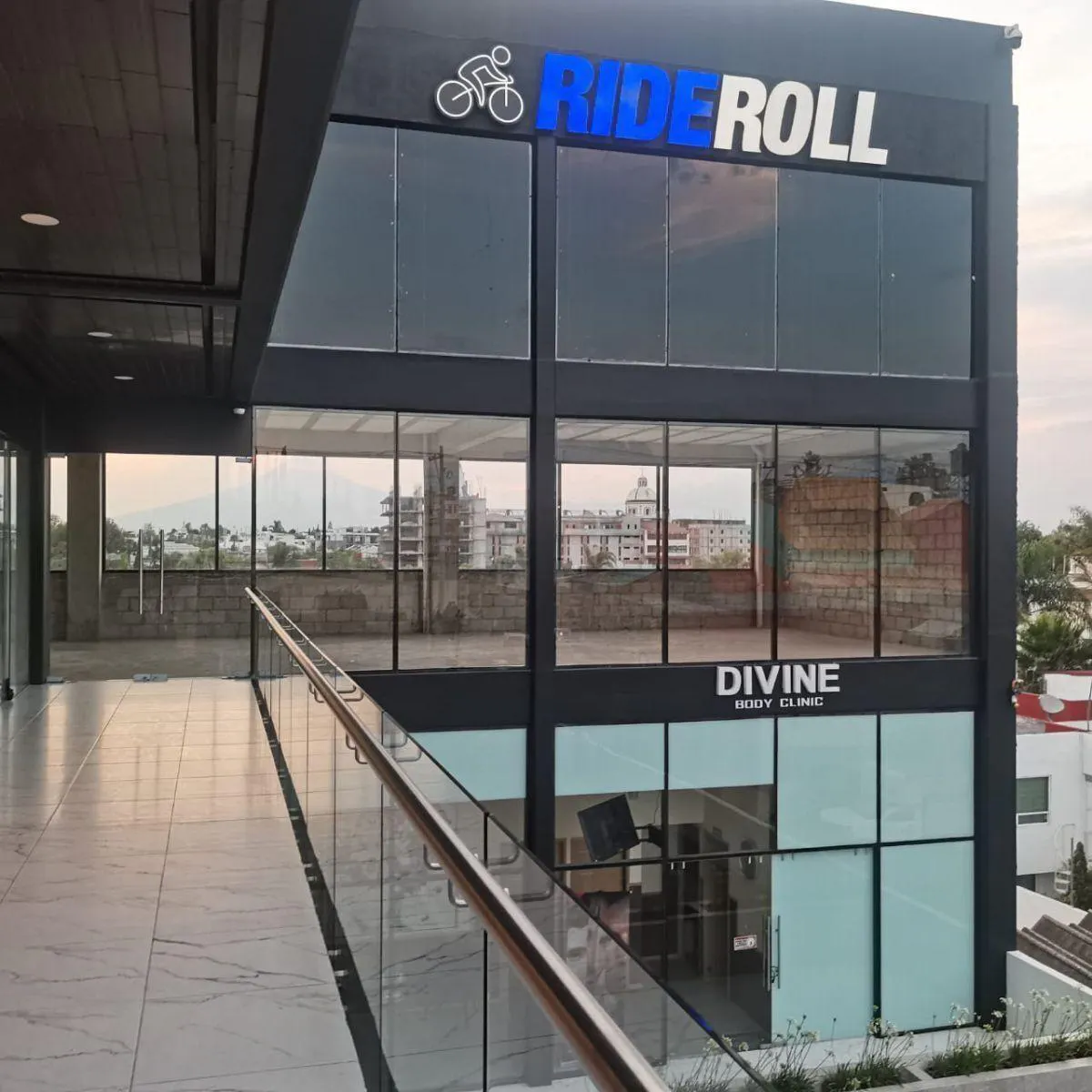 Local Comercial Spot2