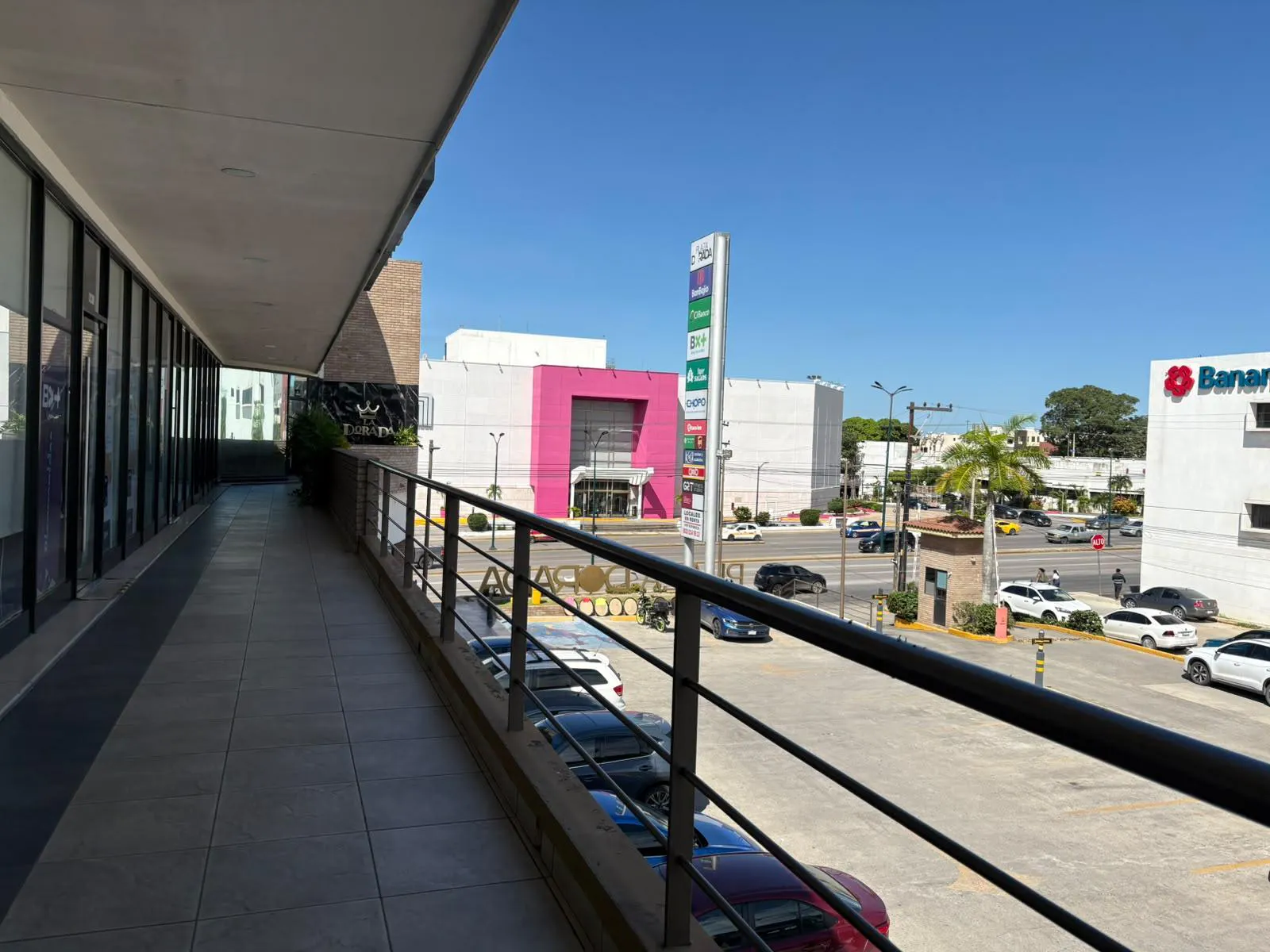 Local Comercial Spot2