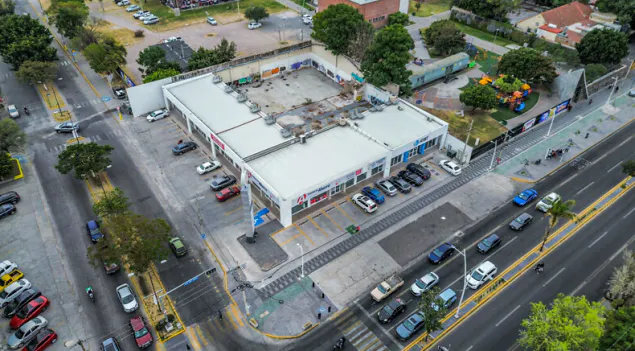 Local Comercial Spot2