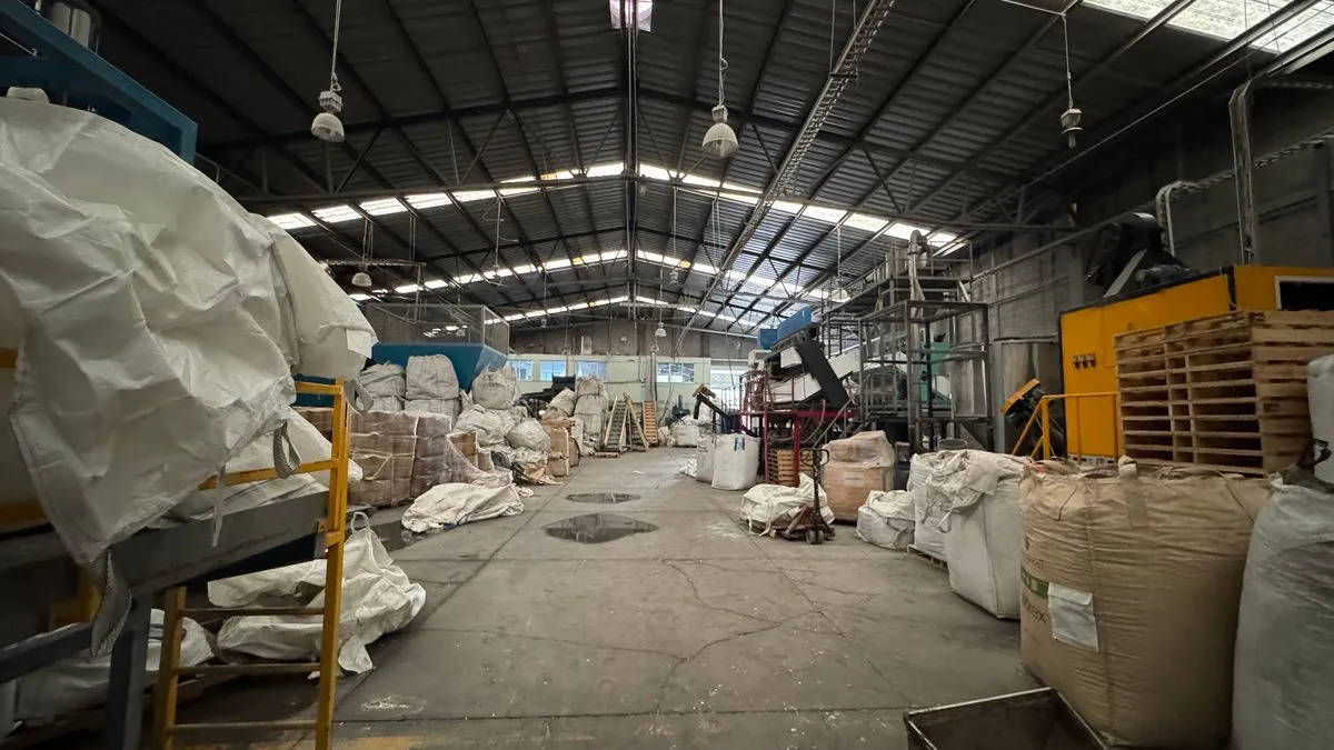 Industrial Spot2
