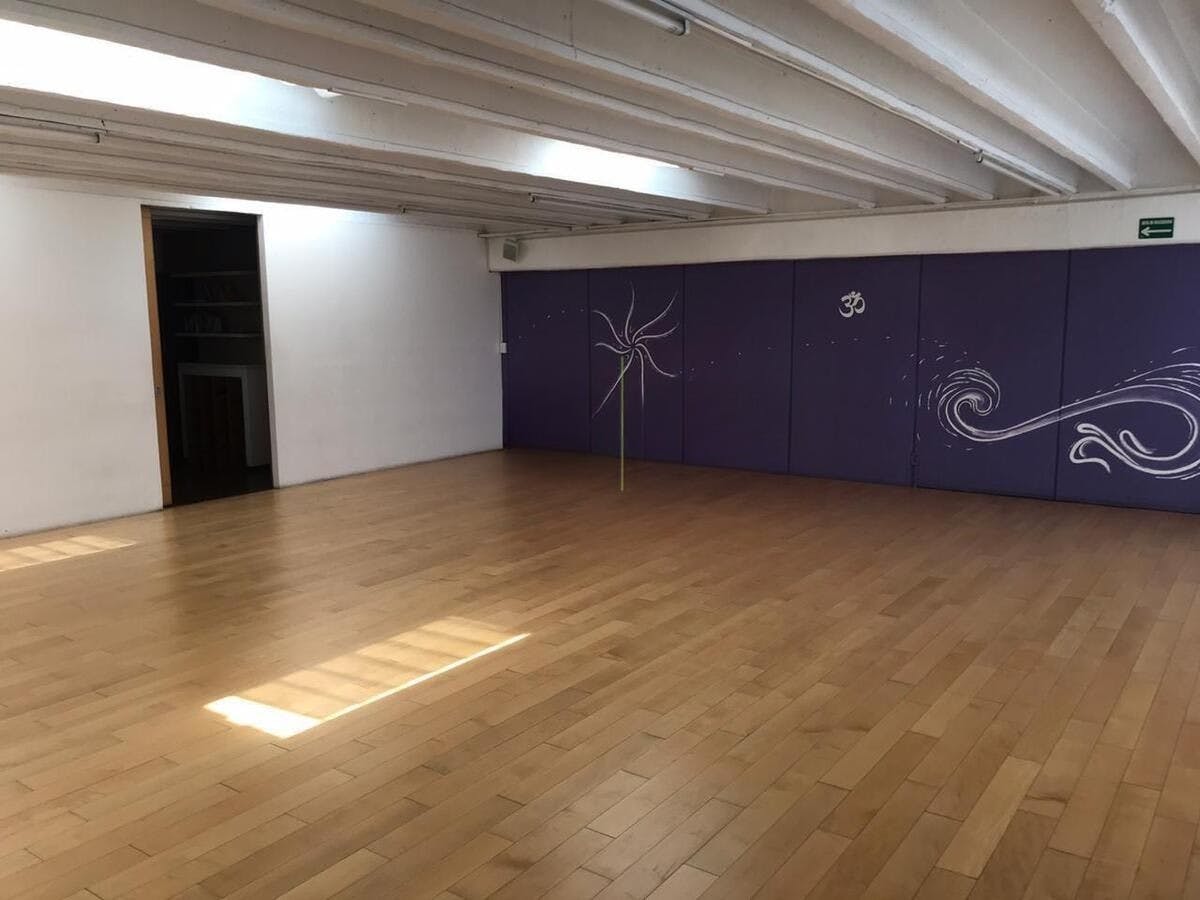 Local Comercial Spot2