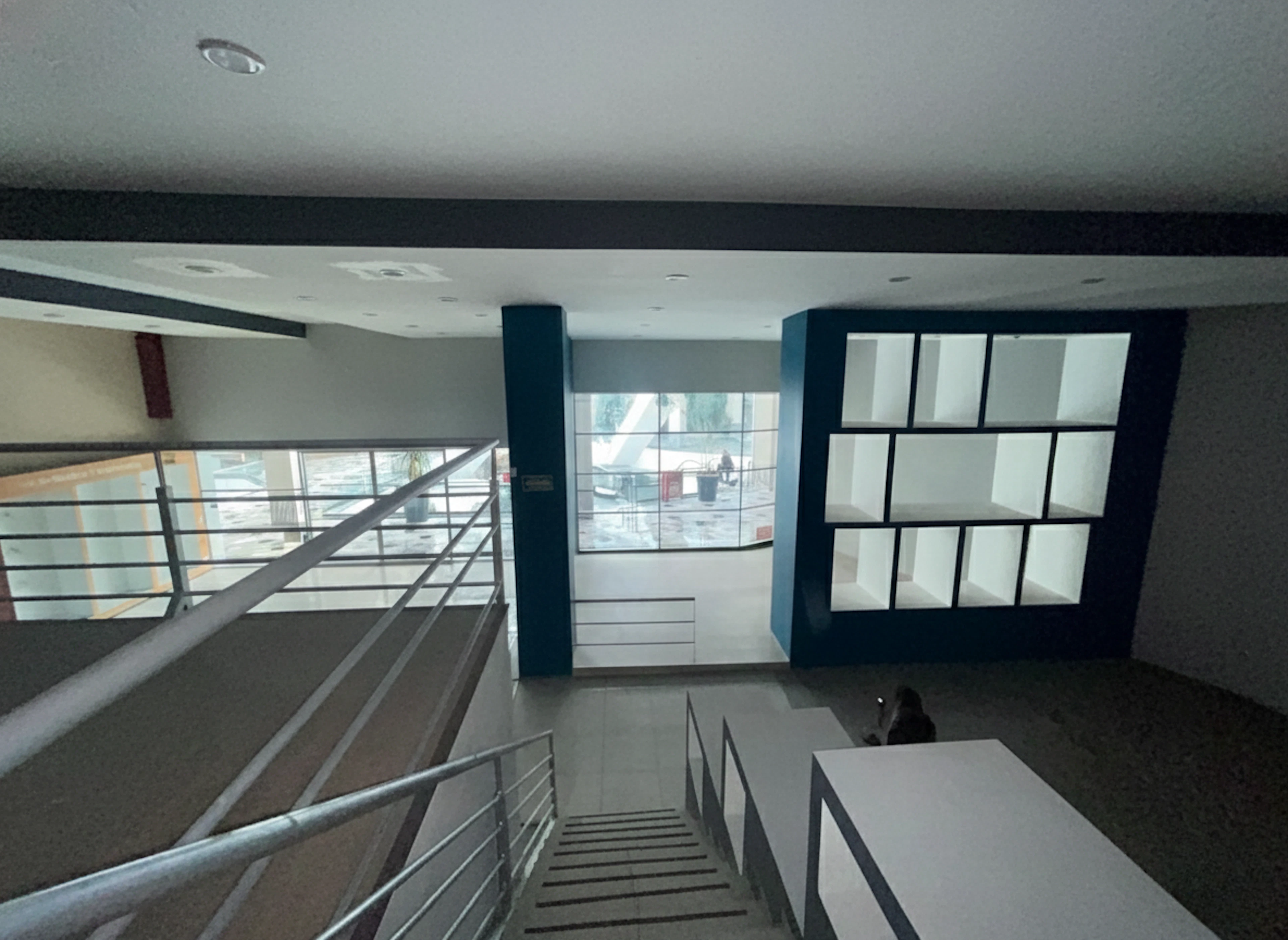 Local Comercial Spot2