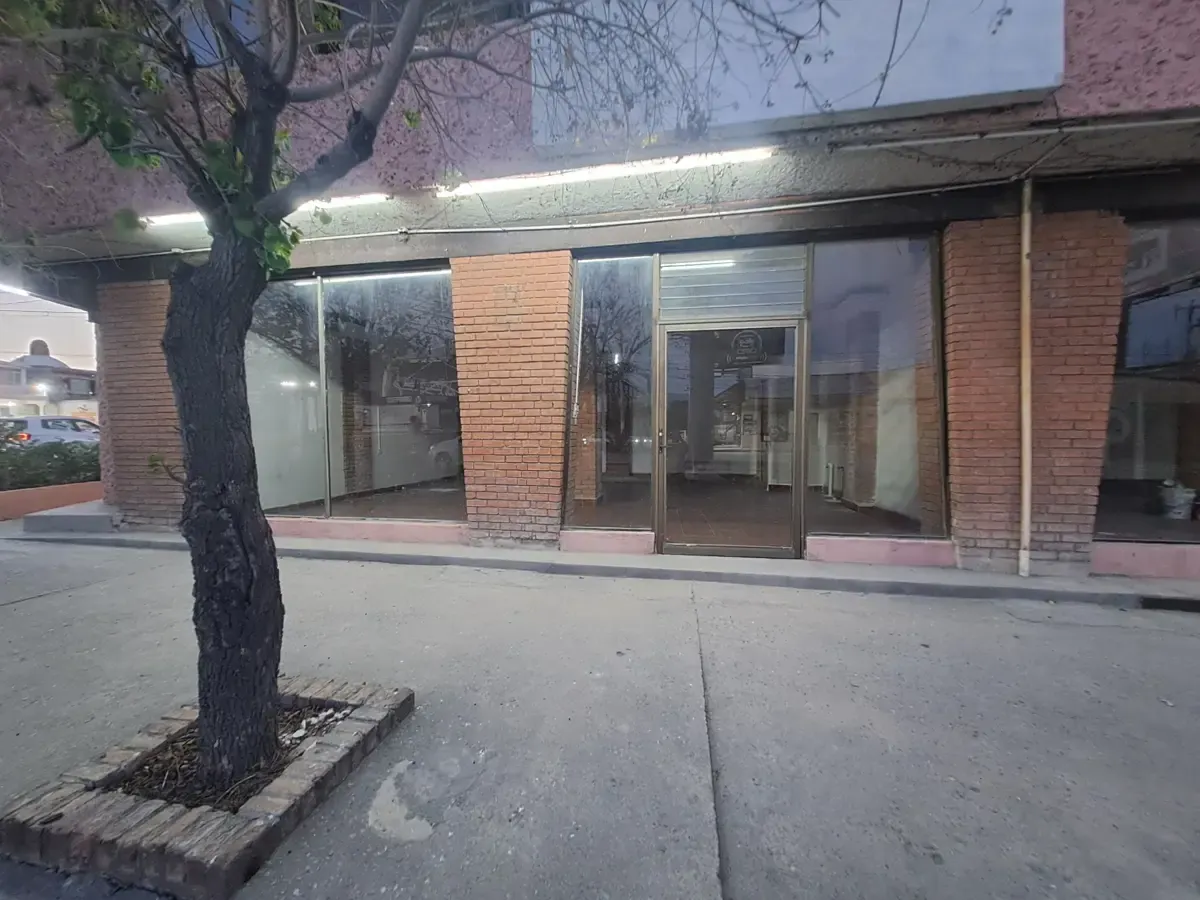 Local Comercial Spot2