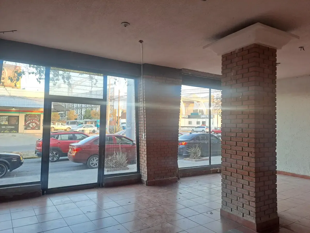 Local Comercial Spot2