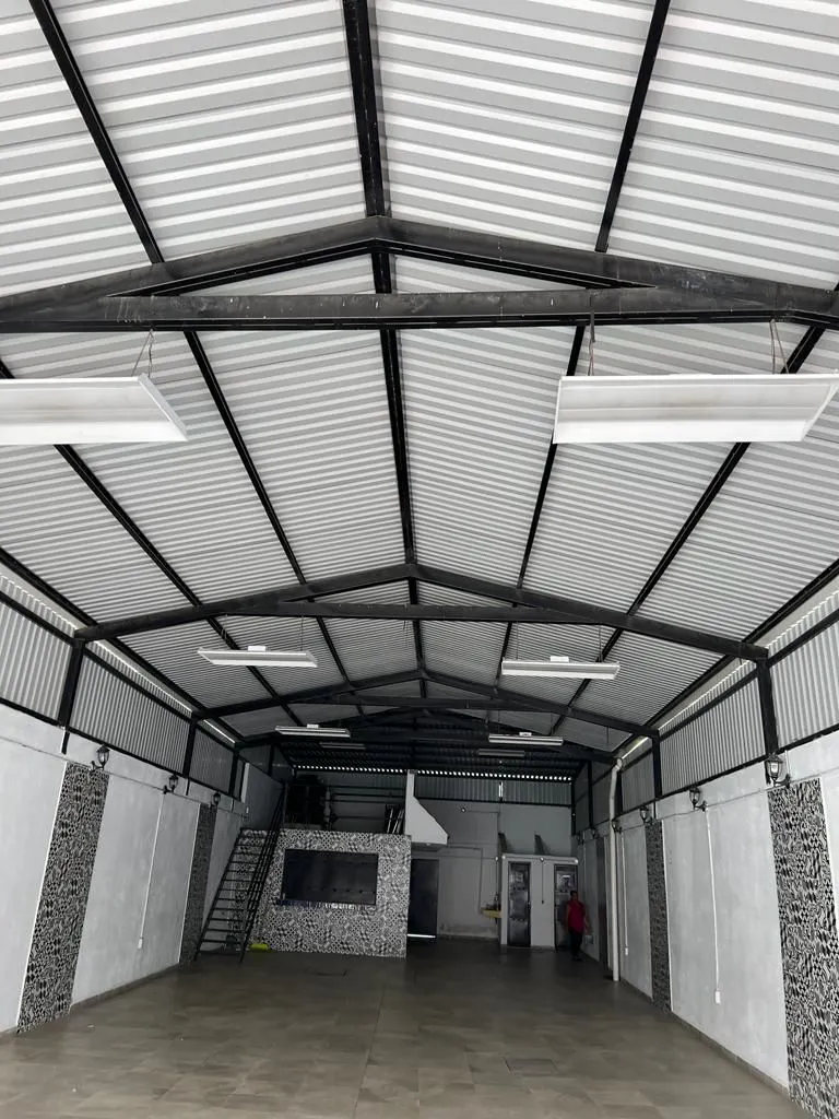 Local Comercial Spot2