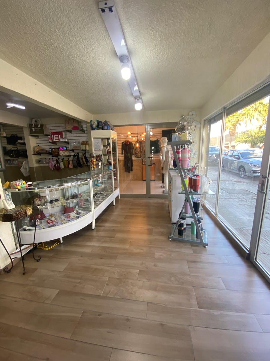 Local Comercial Spot2