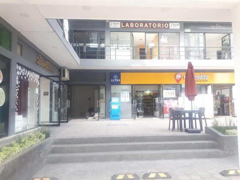 Local Comercial Spot2