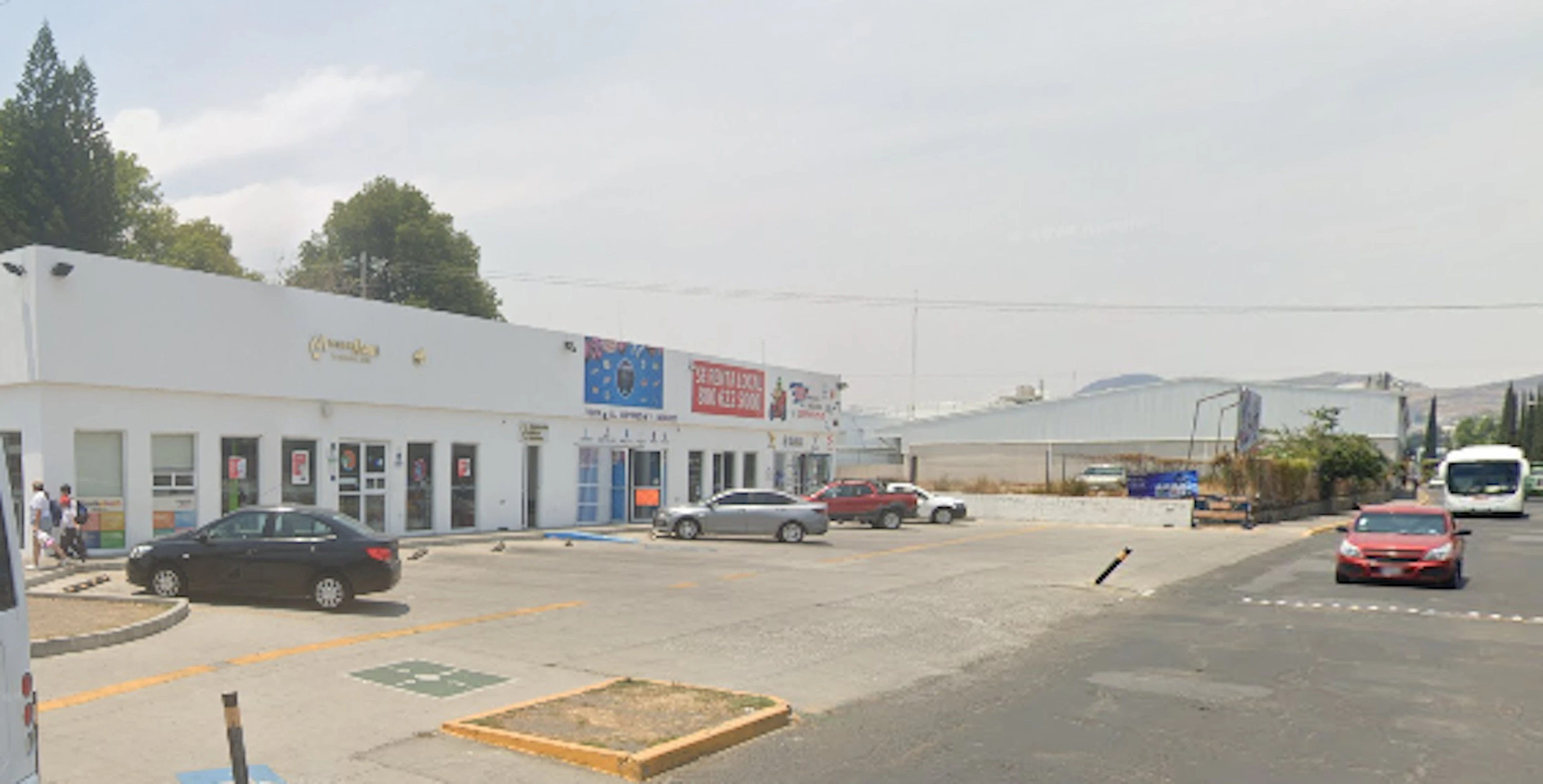 Local Comercial Spot2