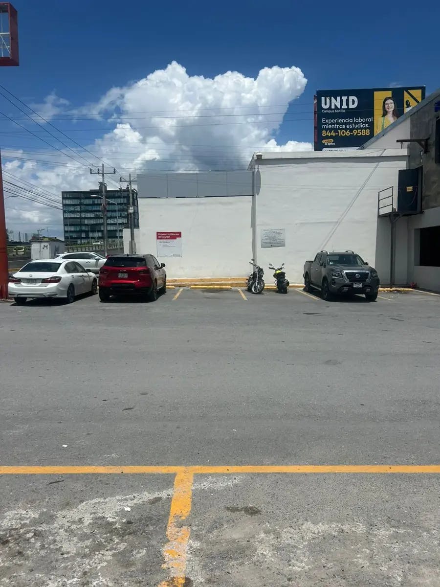 Local Comercial Spot2