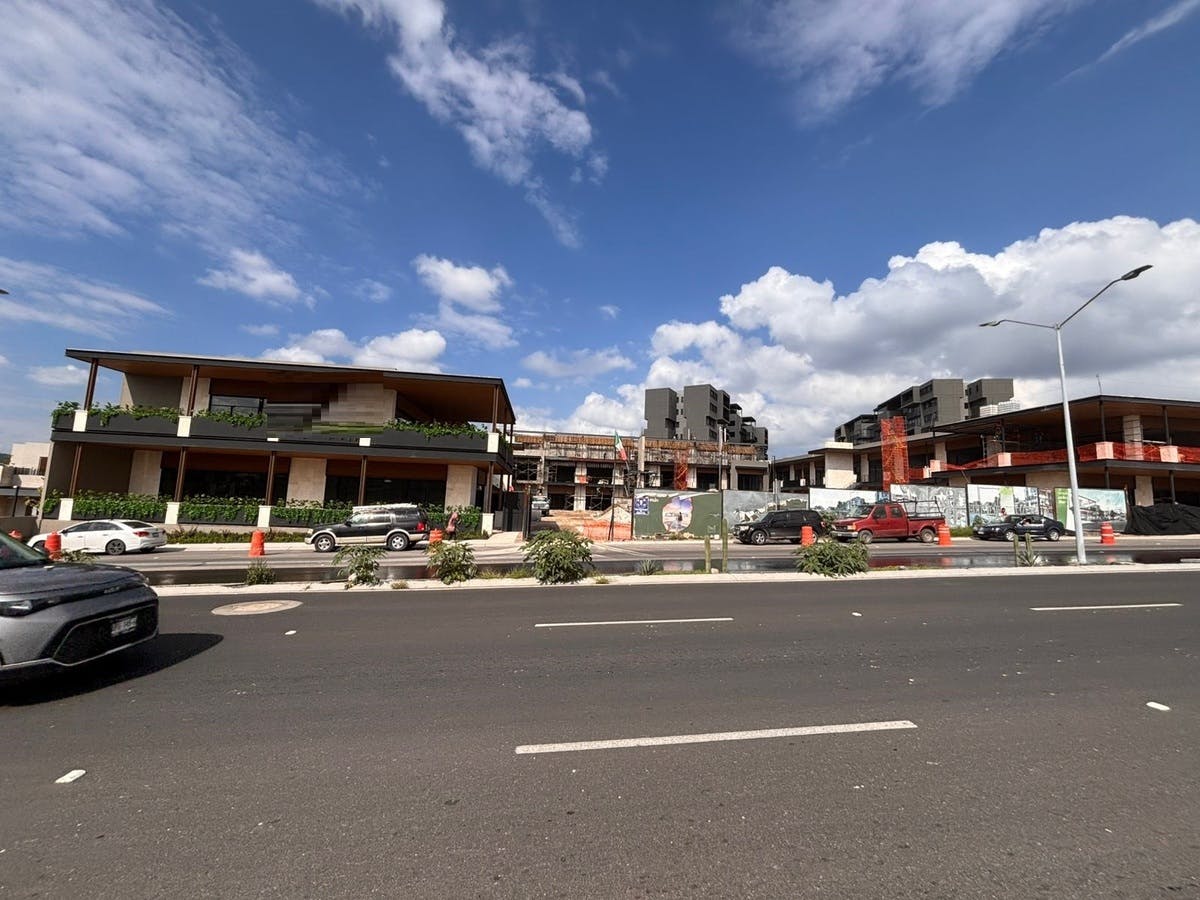 Local Comercial Spot2