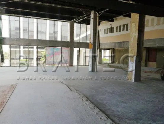 Local Comercial Spot2
