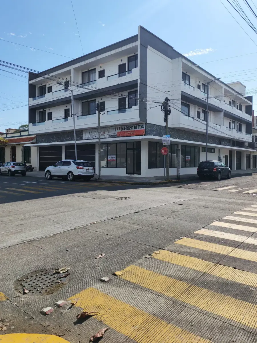 Local Comercial Spot2