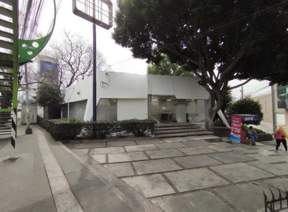 Local Comercial Spot2