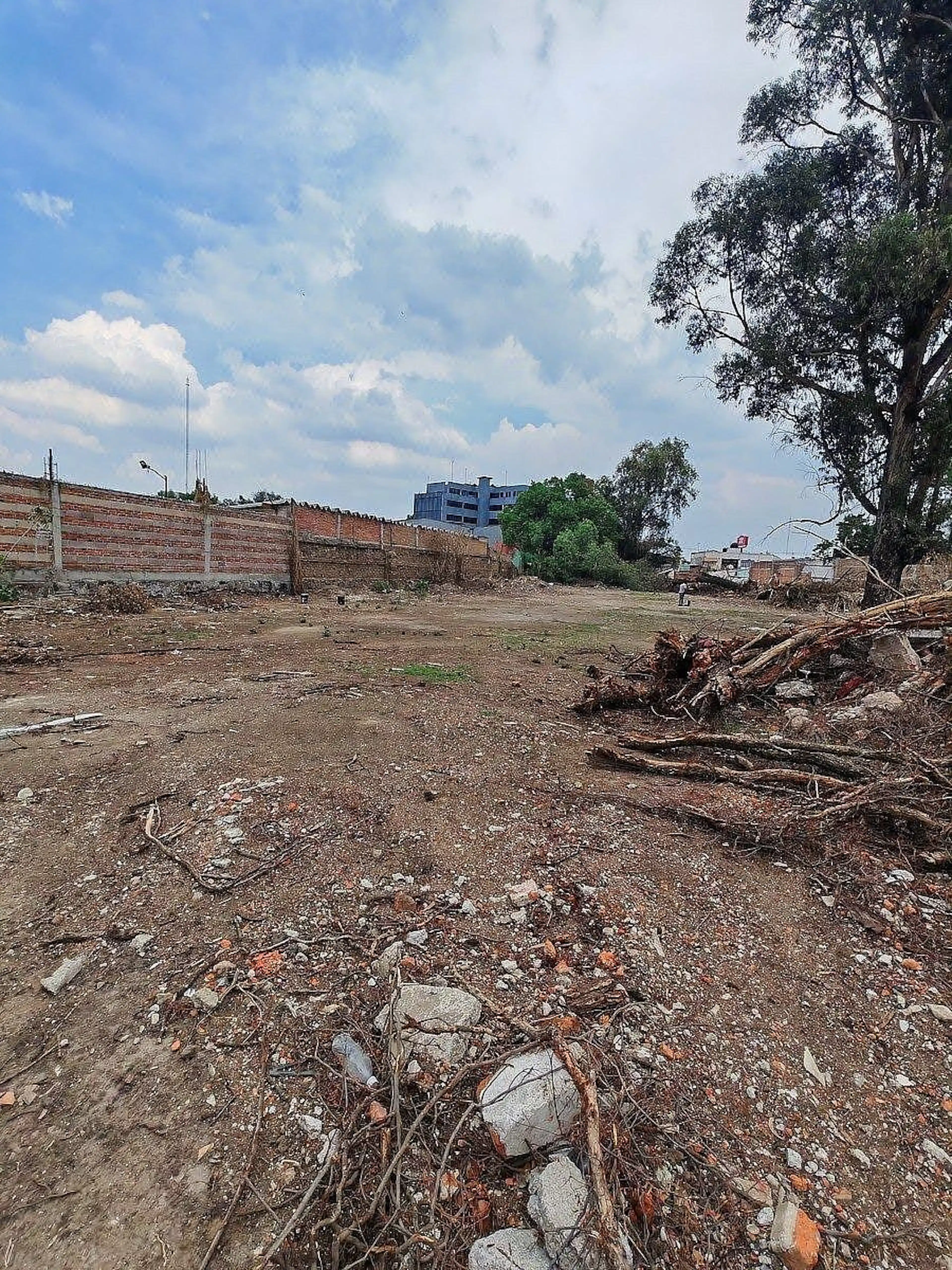 Excelente Terreno para Bodega/Nave en Cuautitlán uso Mixto