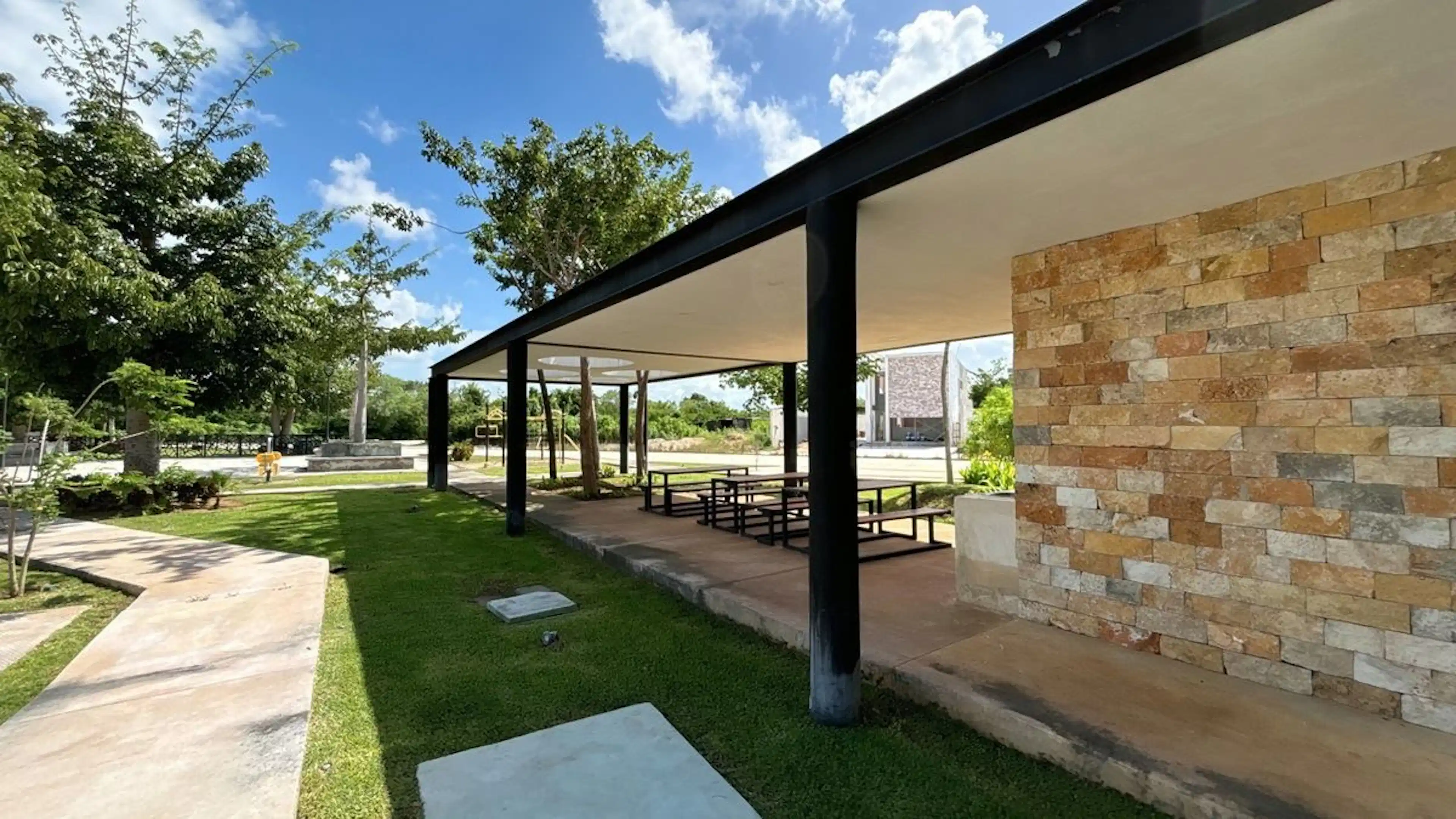 Terreno En Entre Parques, Mérida