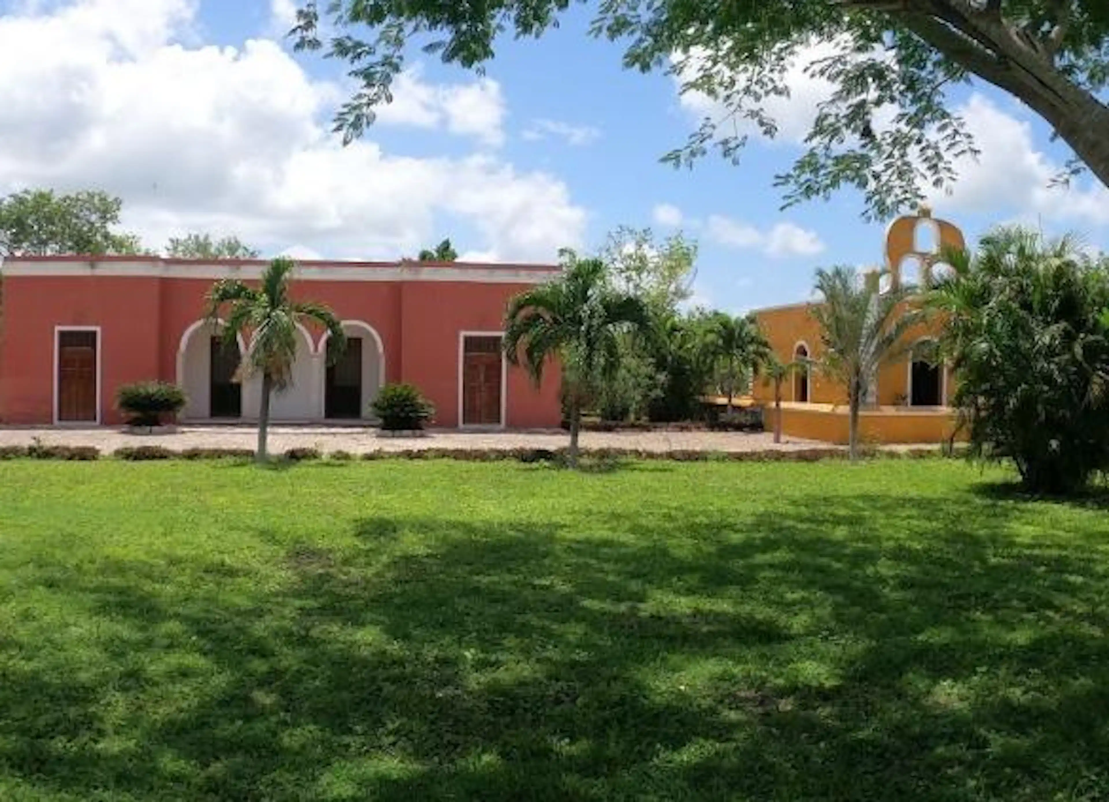 LOTE EN VENTA, 300M2, CONN ACCESO A LA PLAYA, SACAPUC, MOTUL
