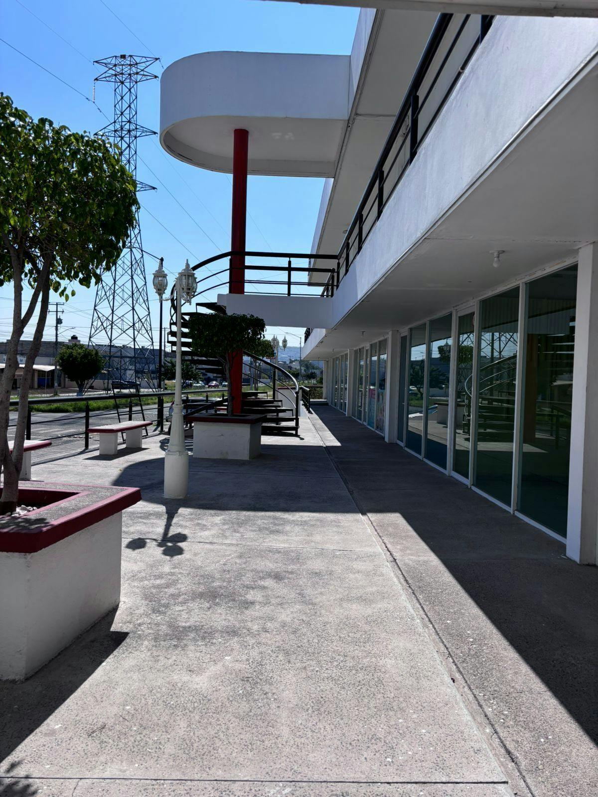 Local Comercial Spot2