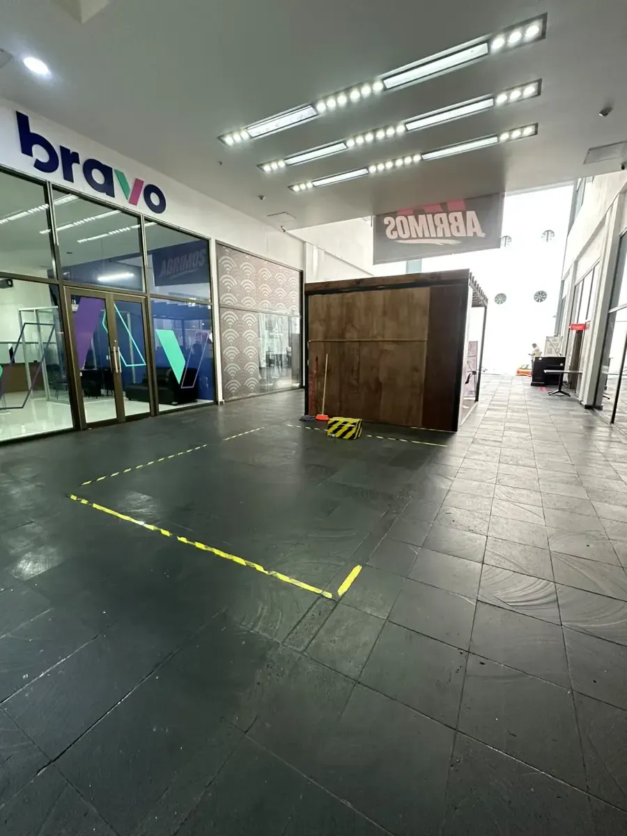Local Comercial Spot2
