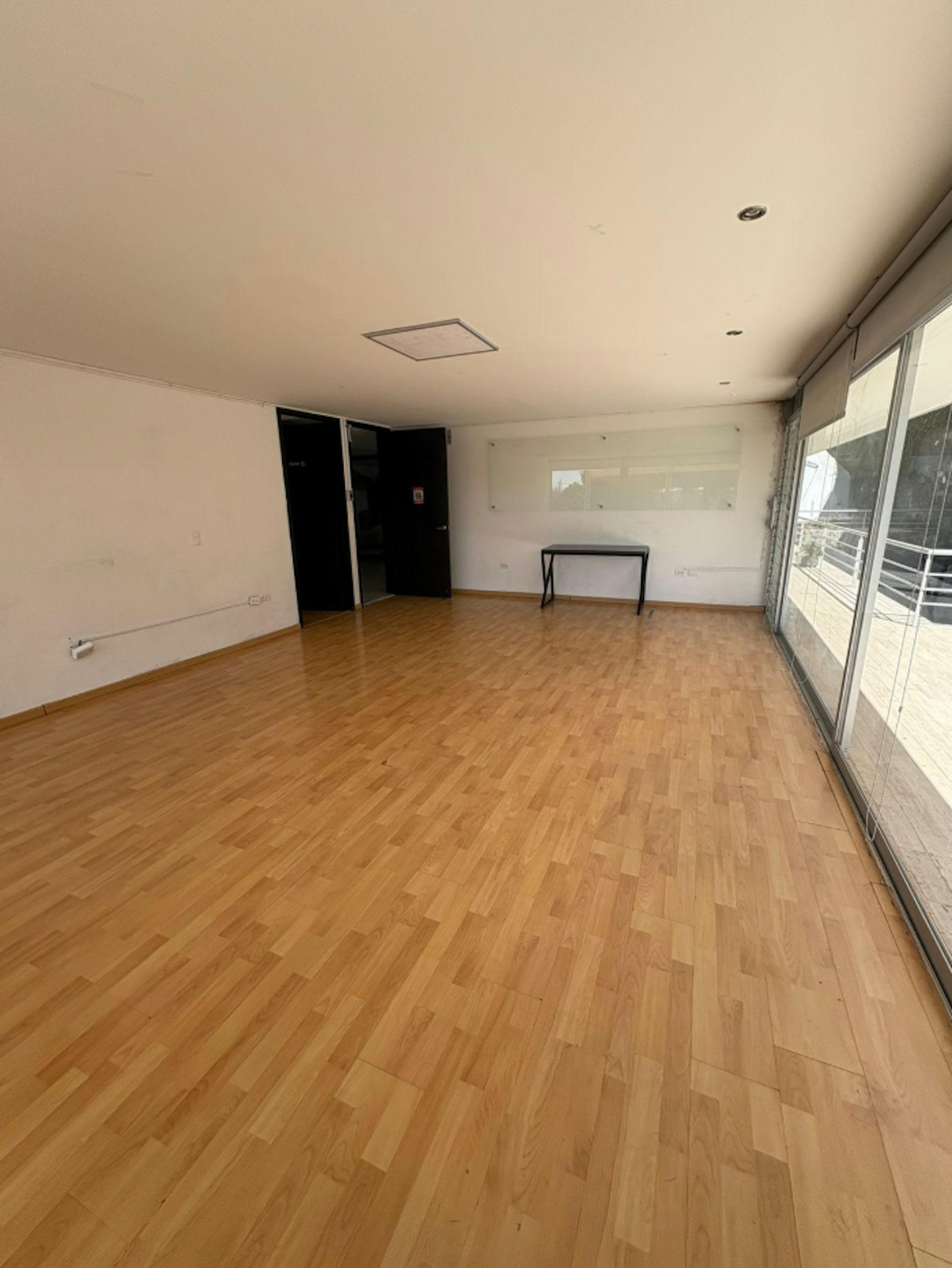 Oficina Planta Alta-photo