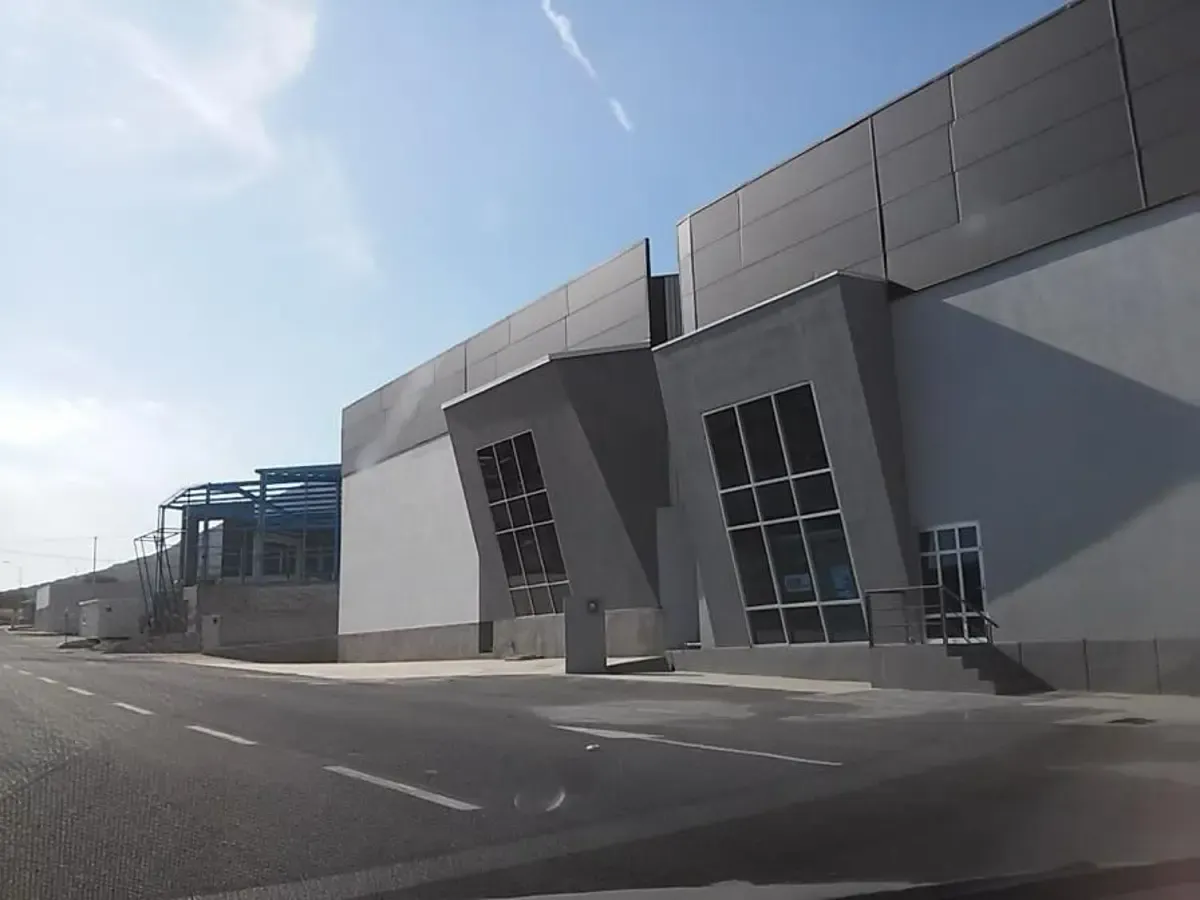 Industrial Spot2