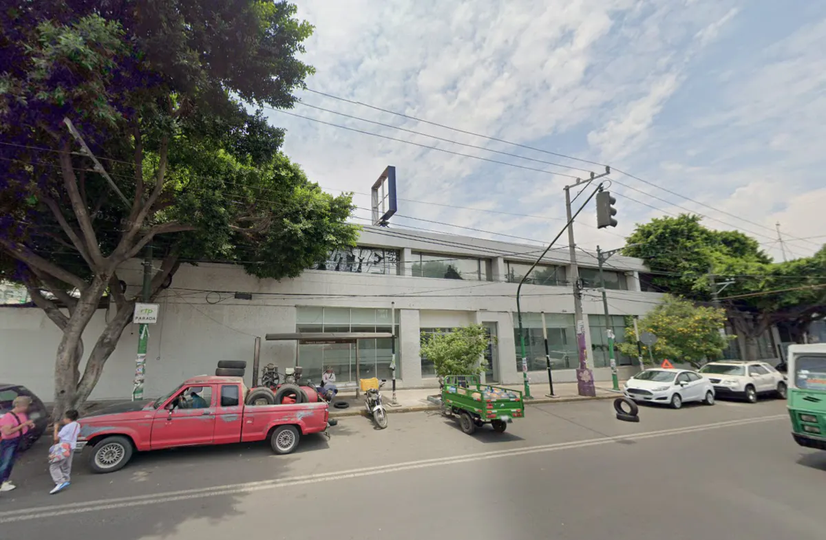 Local Comercial Spot2