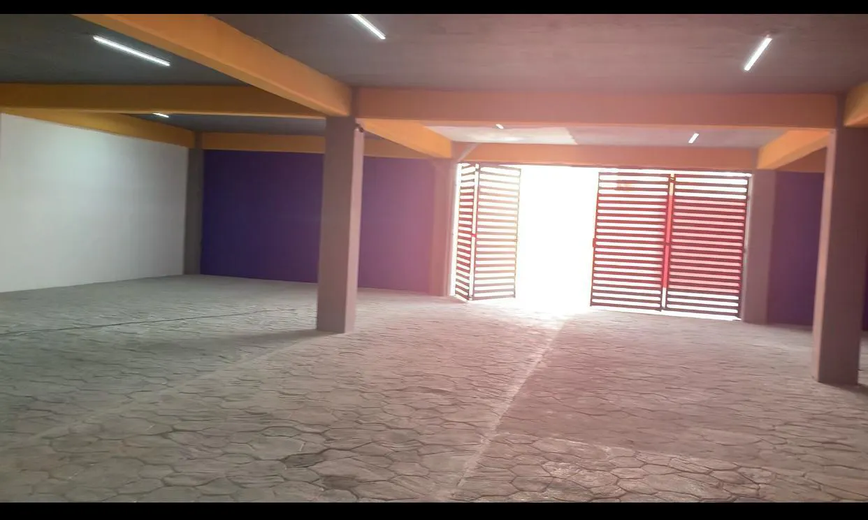 Local Comercial Spot2