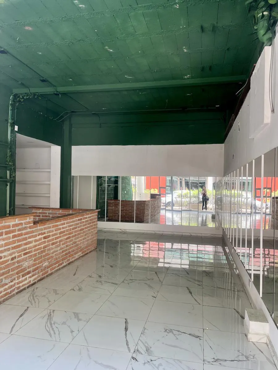 Local Comercial Spot2