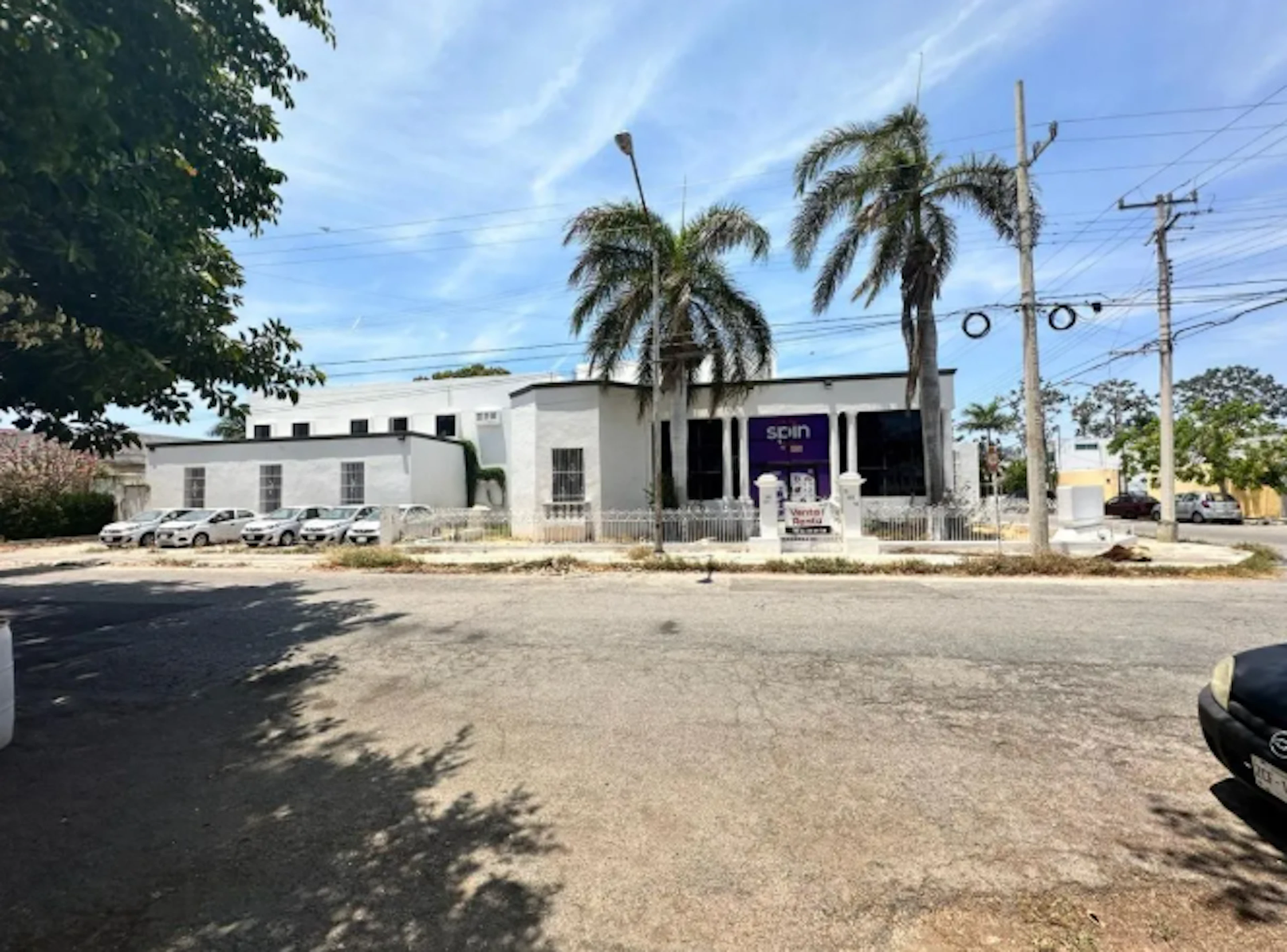 Local Comercial Spot2