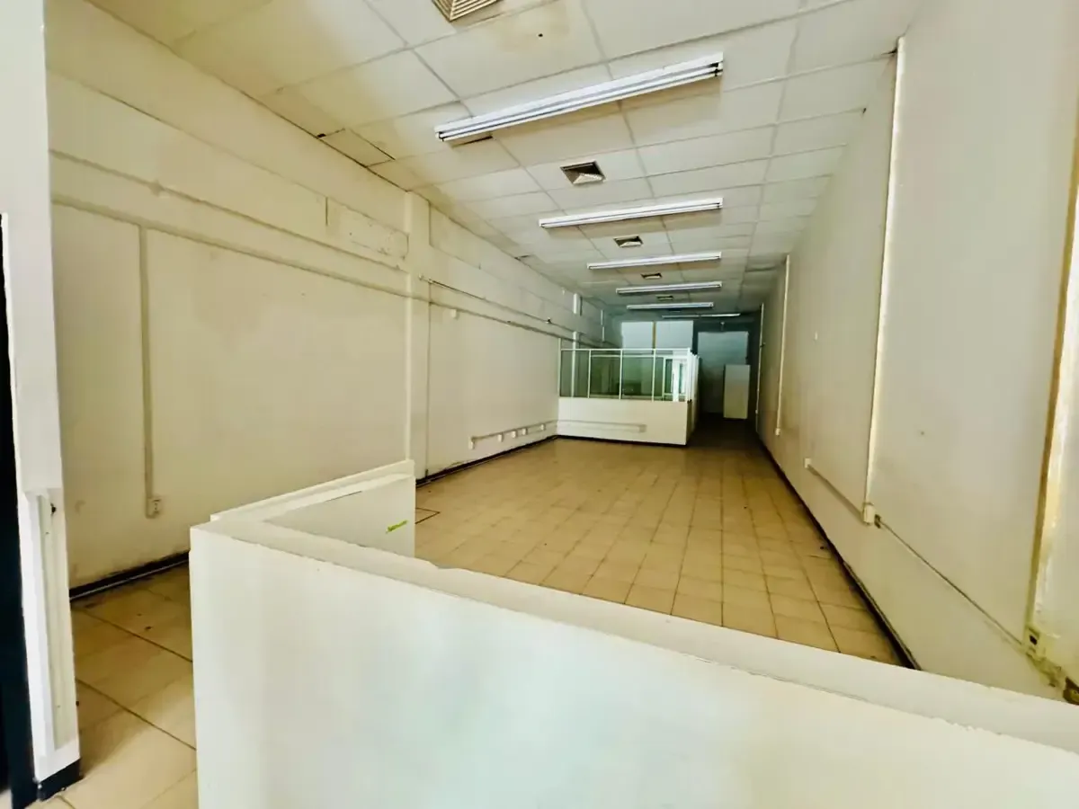 Local Comercial Spot2