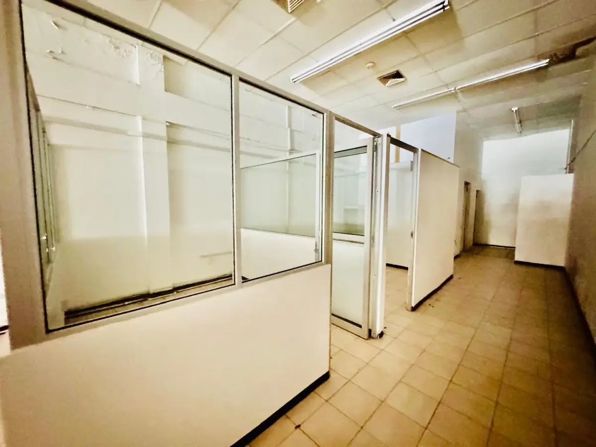 Local Comercial Spot2