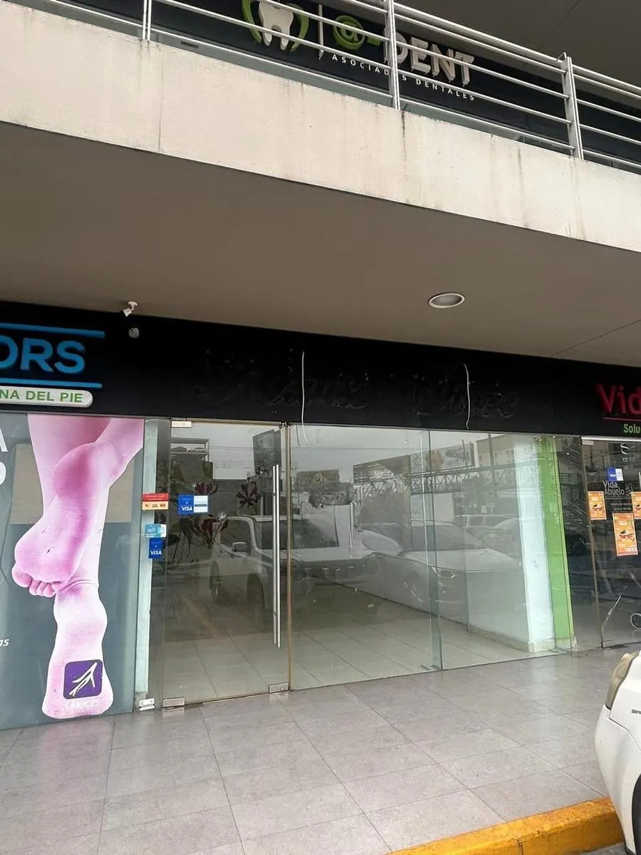 Local Comercial Spot2