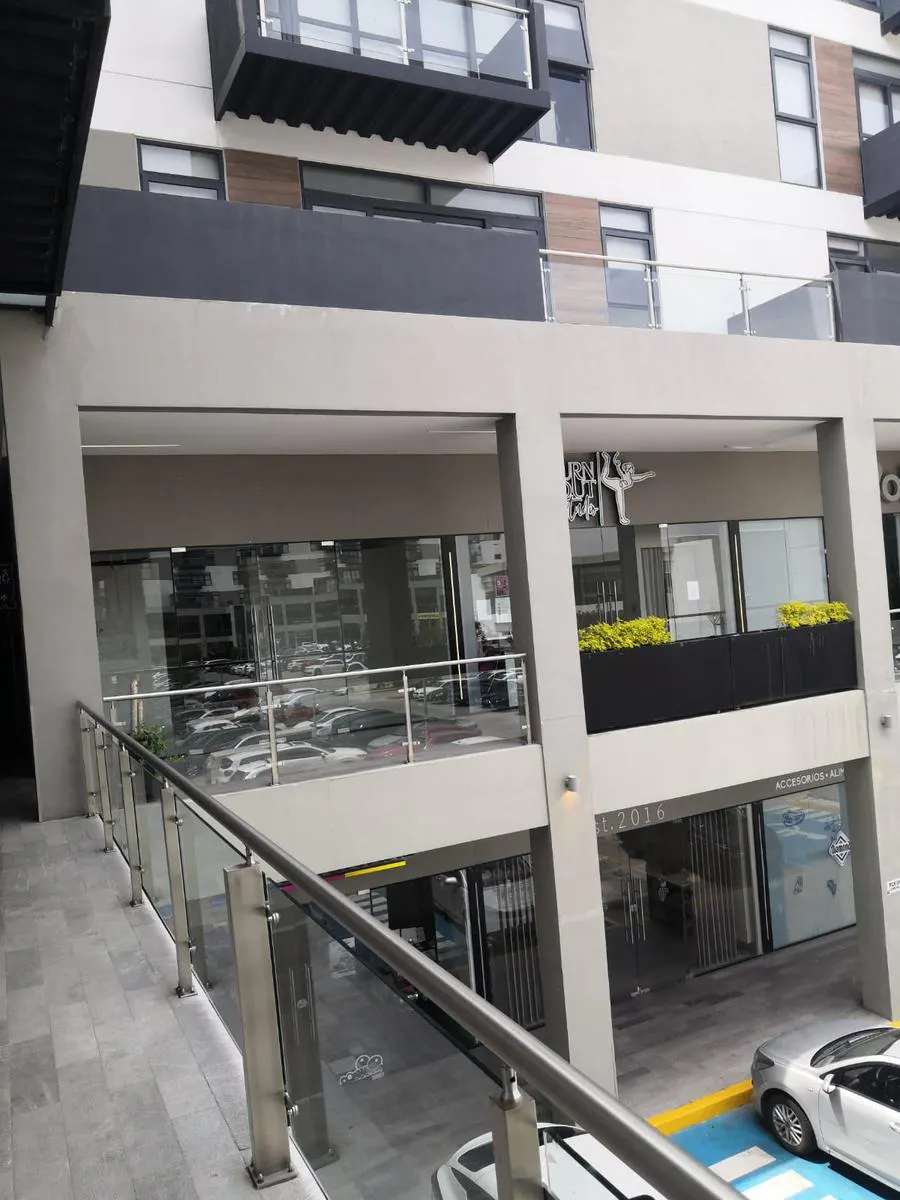 Local Comercial Spot2