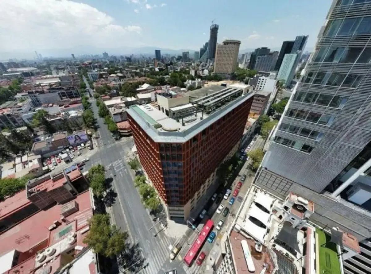 Local Comercial Spot2