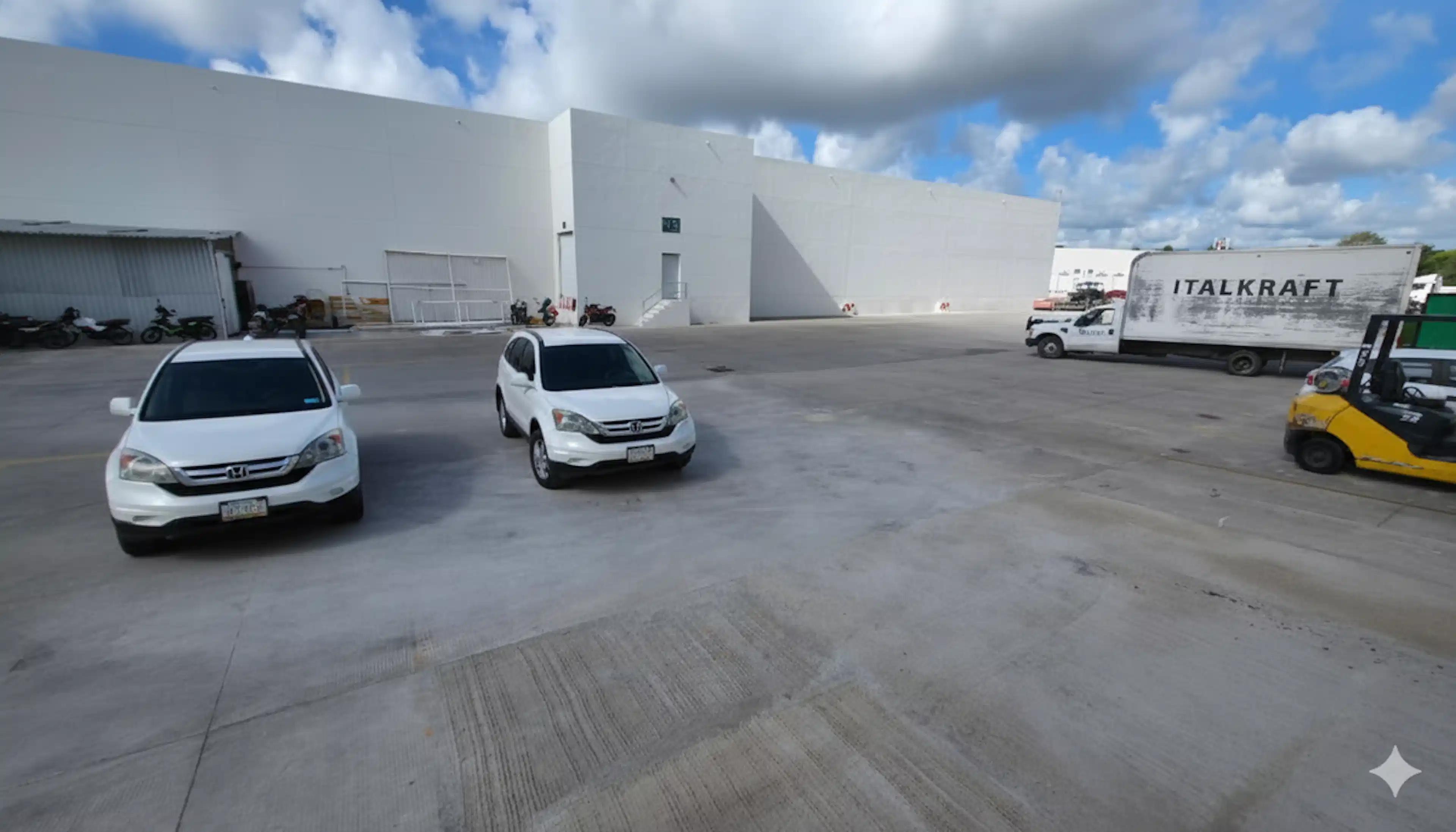RENTA BODEGA 300MTS CERCA DE AEROPUERTO