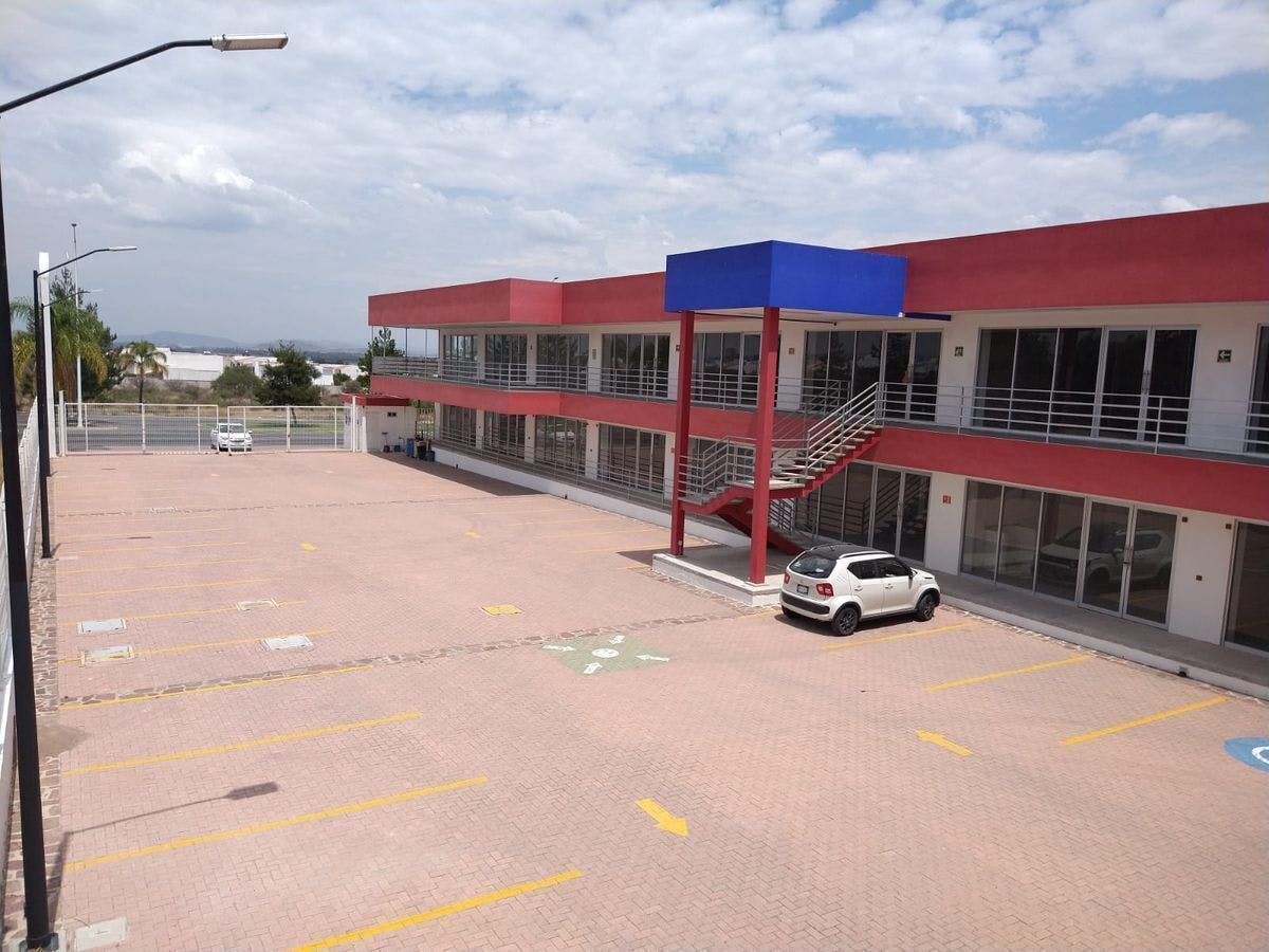 Local Comercial Spot2