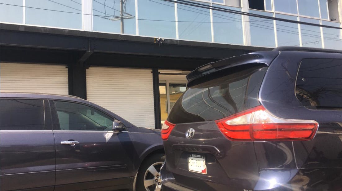 Local Comercial Spot2