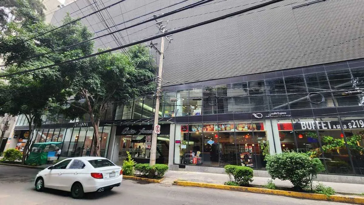 Local Comercial Spot2