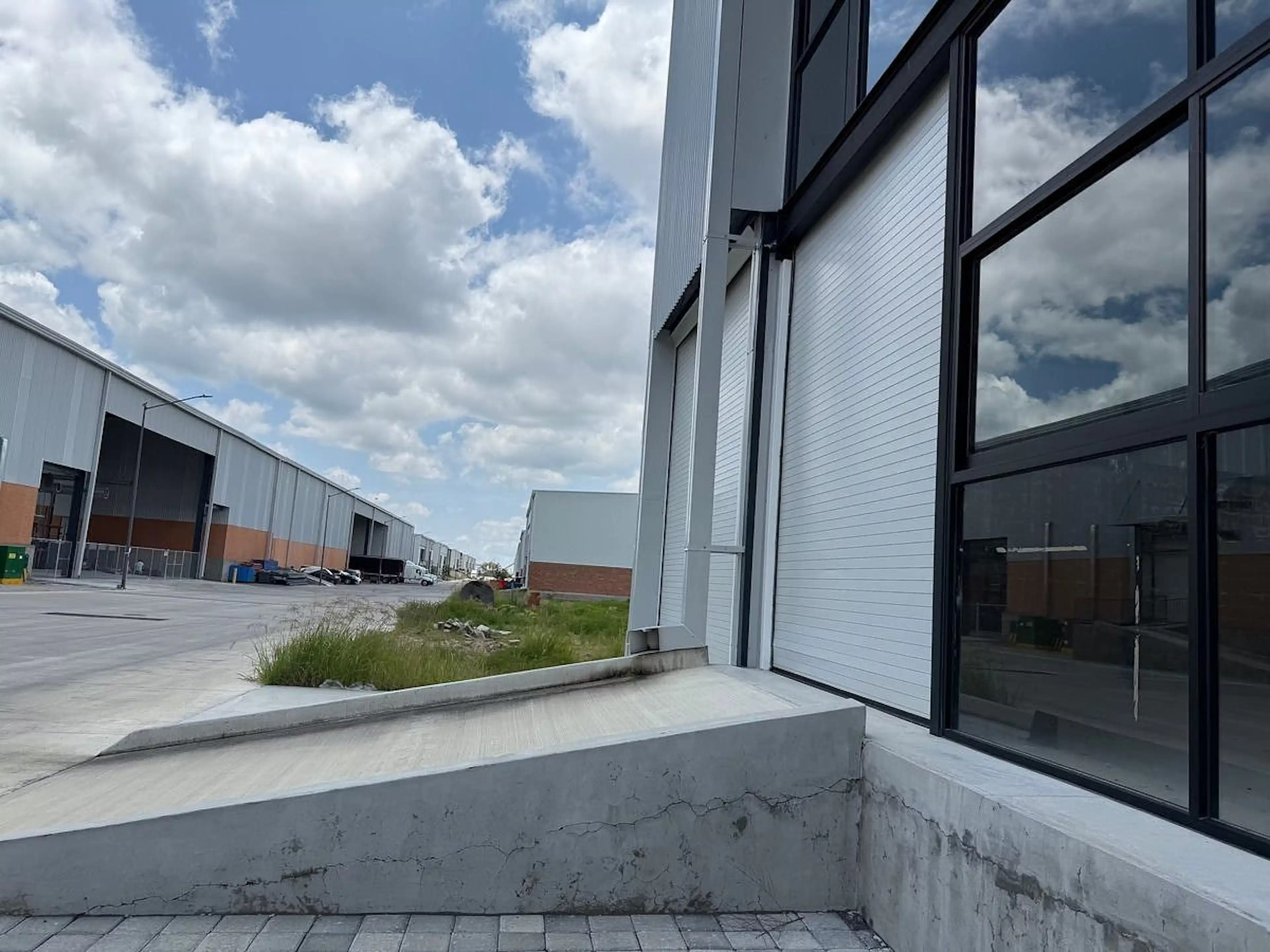 NAVE EN RENTA EN PARQUE INDUSTRIAL COLOTLAN