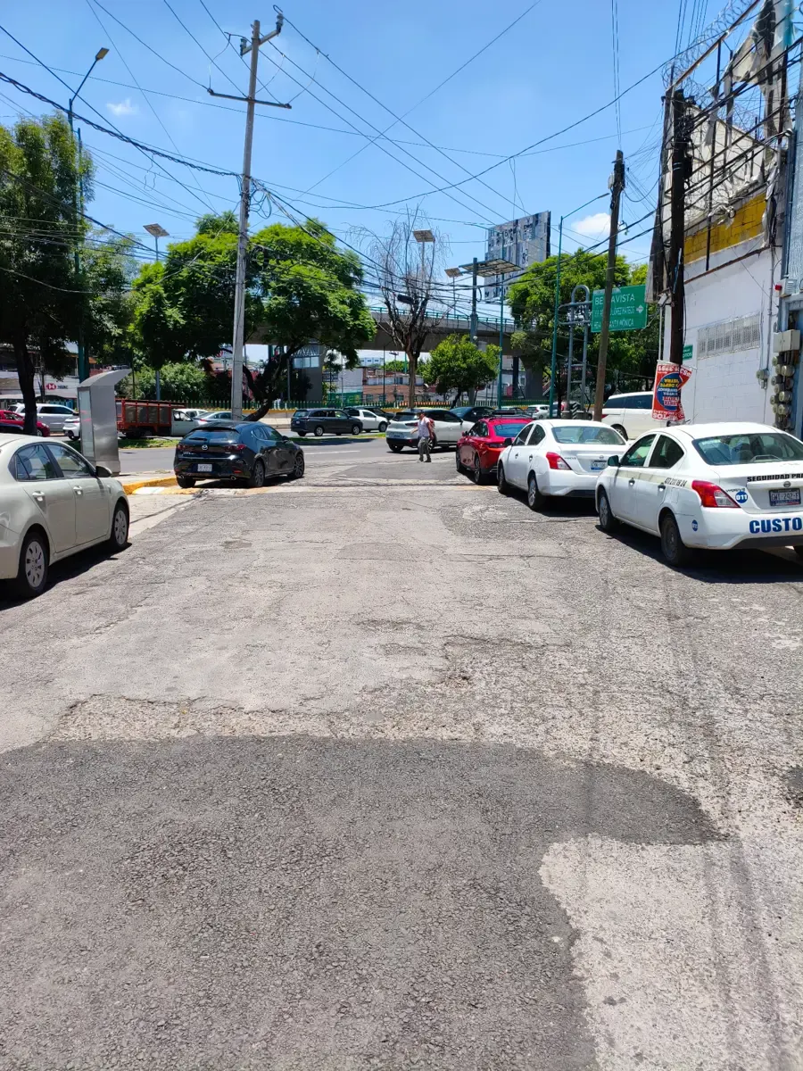 Local Comercial Spot2