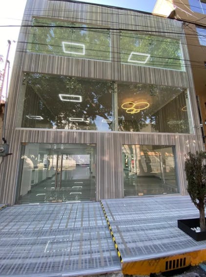 Local Comercial Spot2