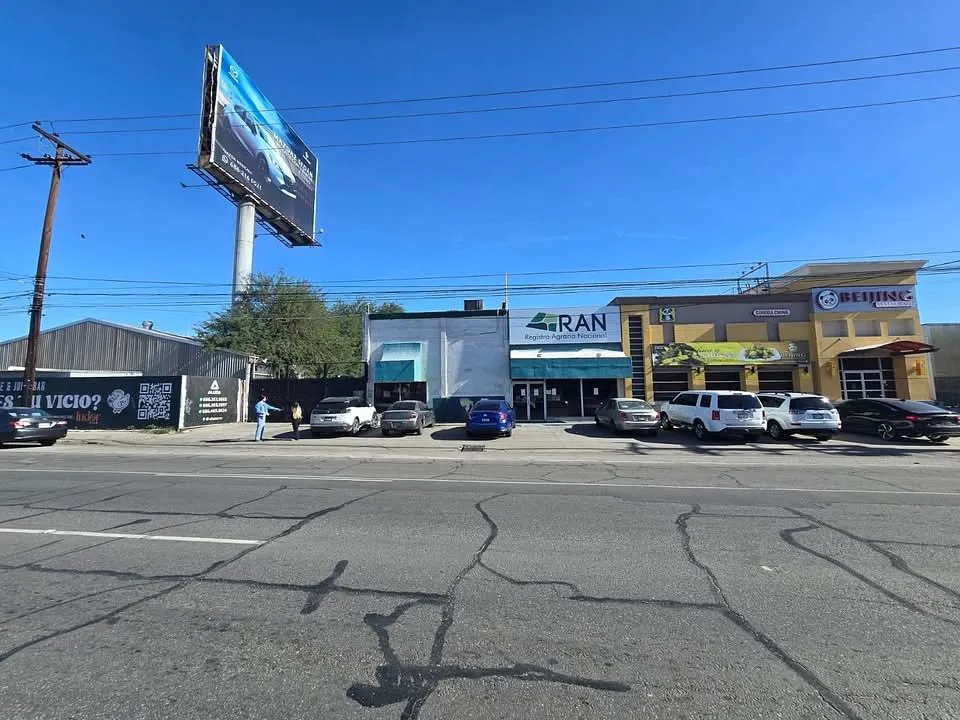 Local Comercial Spot2