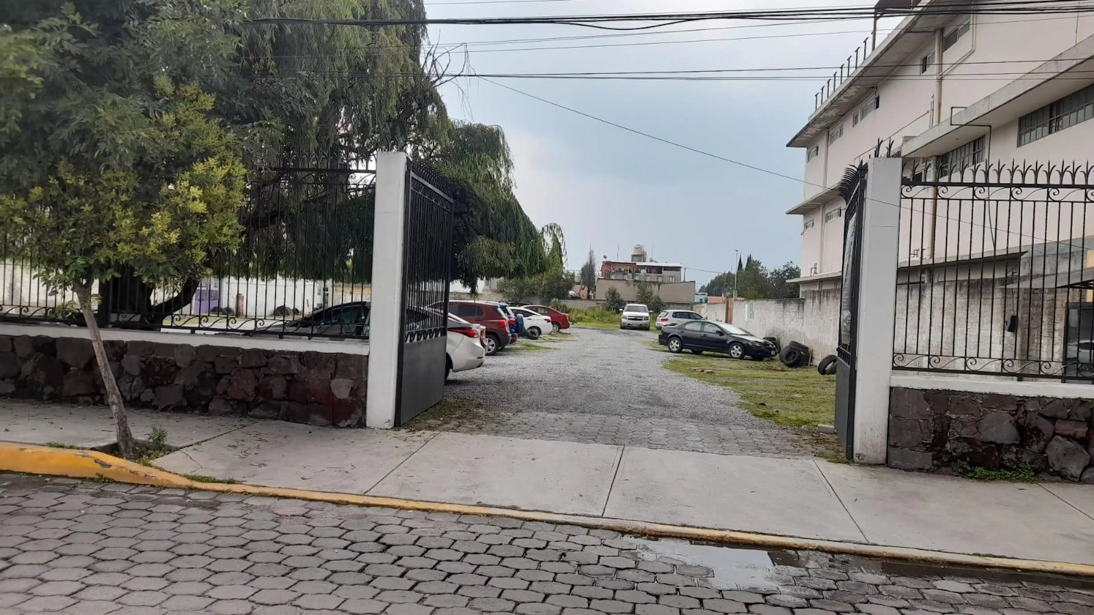 Terreno En Venta, Por  El Centro De Metepec, Ideal Para Escuela.