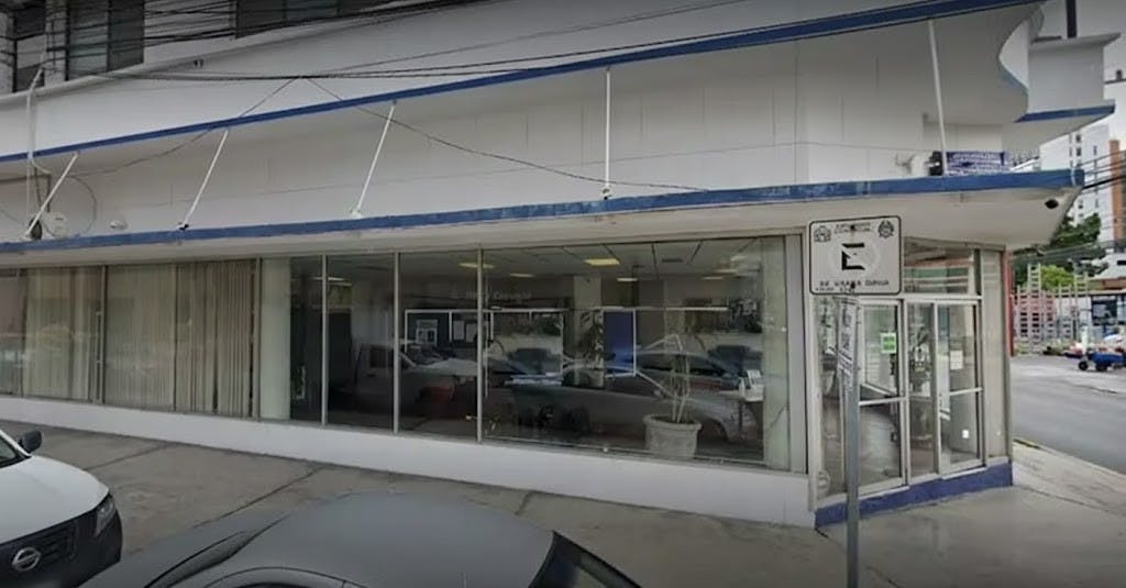 Local Comercial Spot2