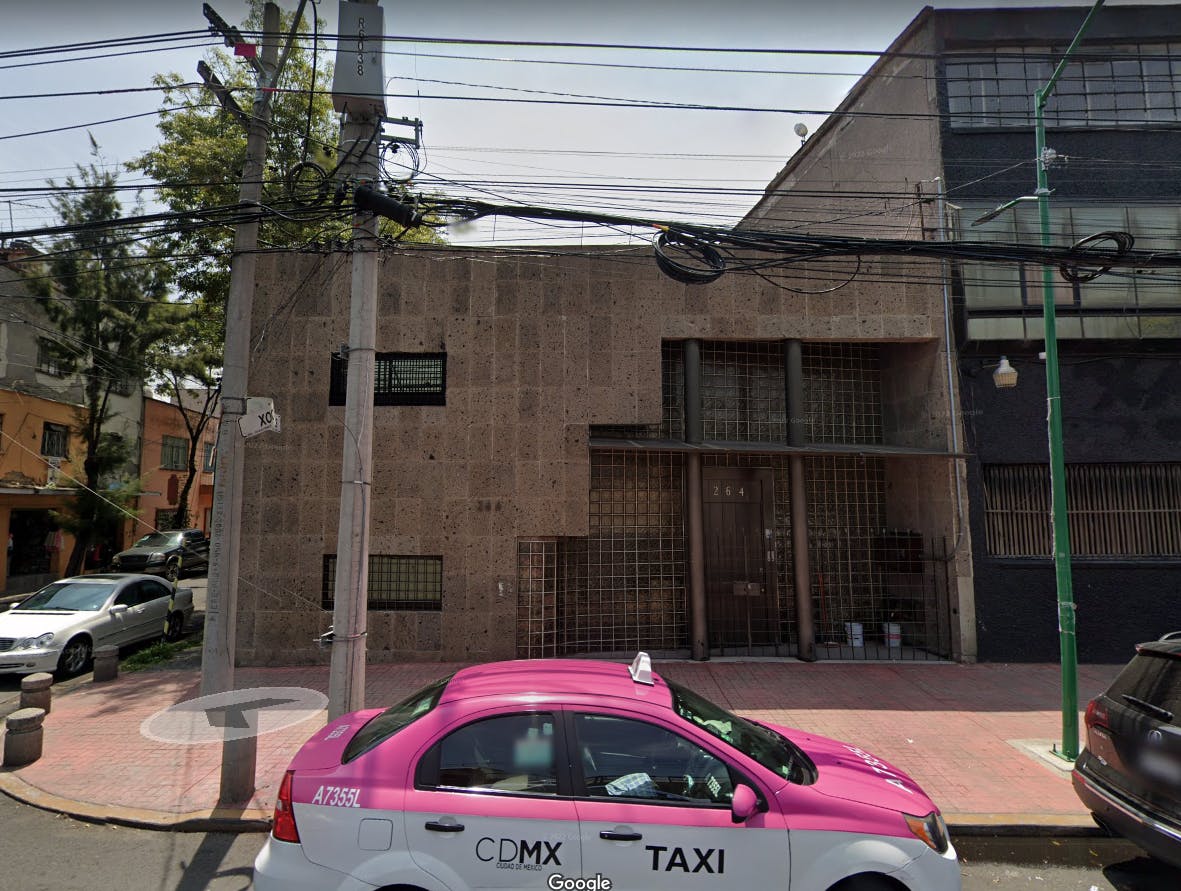 Local Comercial Spot2