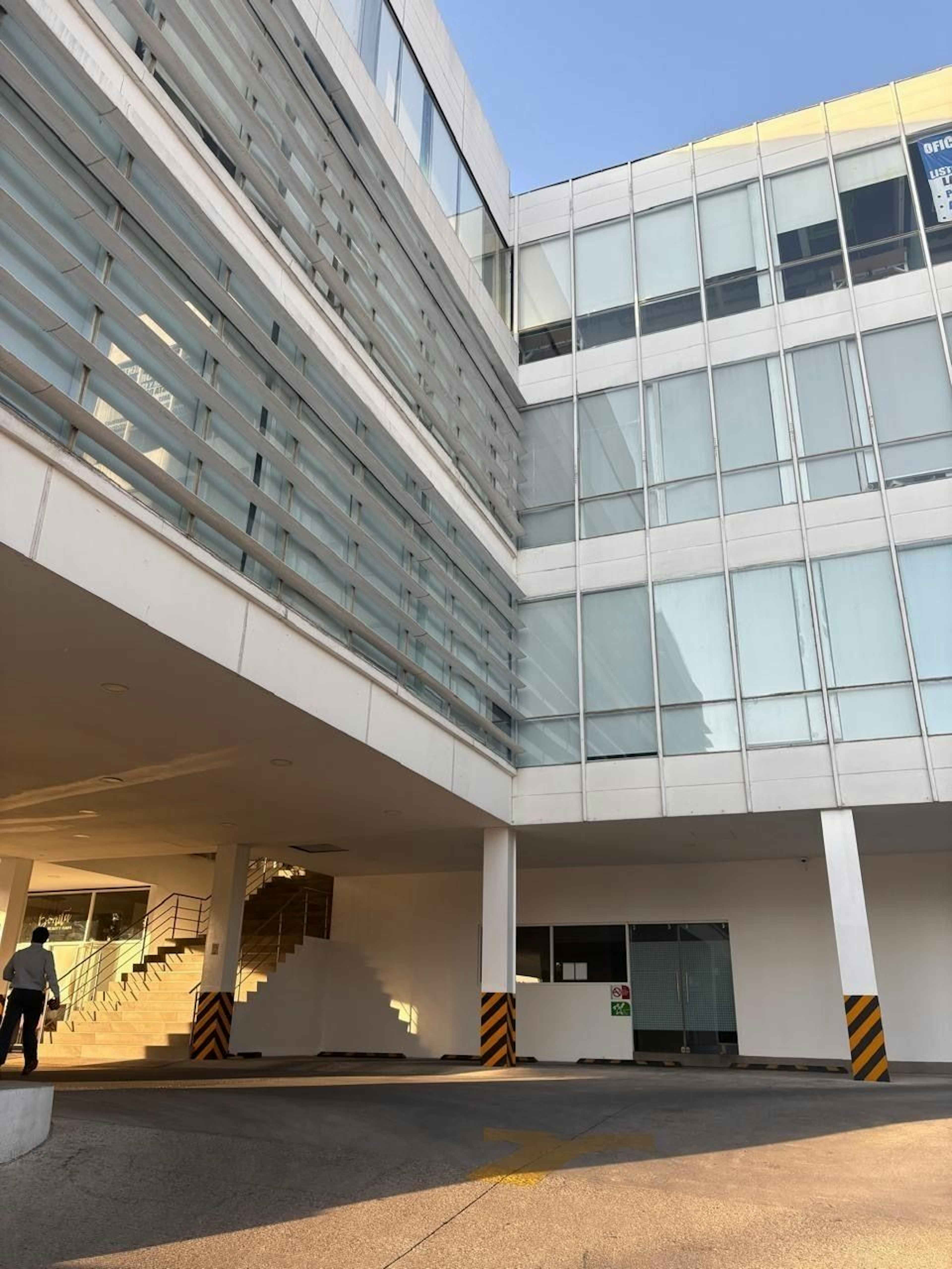 Avenida Jorge Jiménez Cantú