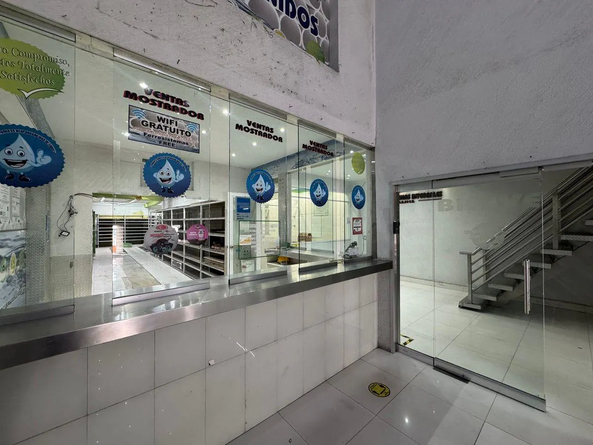 Local Comercial Spot2