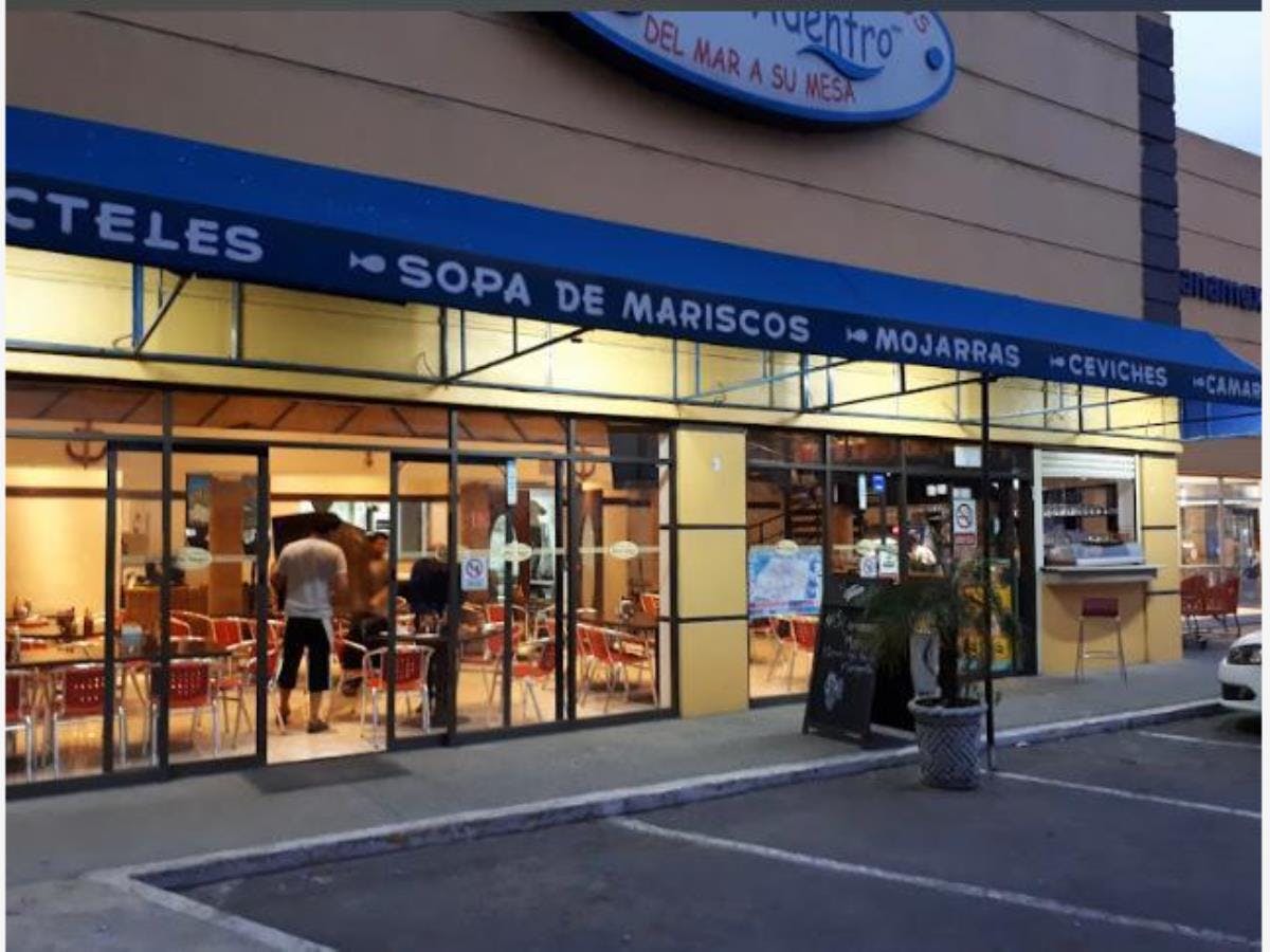 Local Comercial Spot2